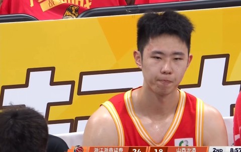 PG电子-孙铭徽复出大胜进四强，胡金秋15分伤退，张宁仅3分24分惨败